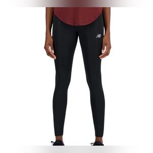 NWT New Balance
5K Tight Women - S